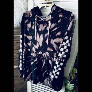 𝙿 𝙸 𝙽 𝙺  • ｔｉｅ ｄｙｅ • 𝕓𝕝𝕖𝕒𝕔𝕙𝕖𝕕